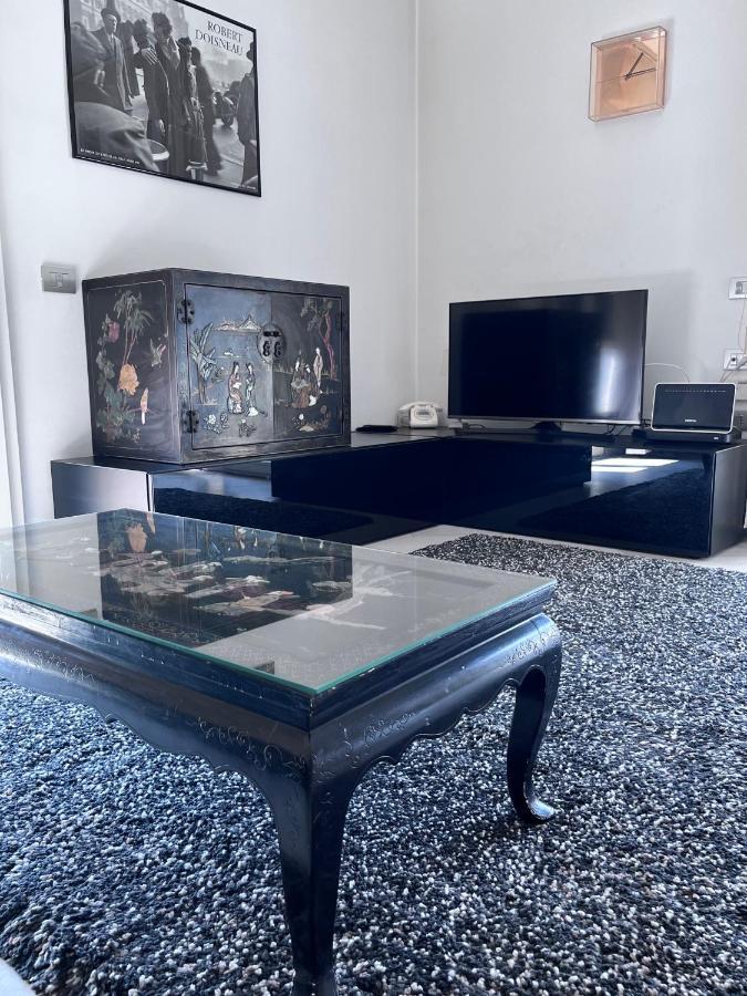 Villa Fenix Milano エクステリア 写真